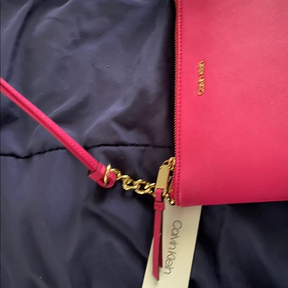 Calvin Klein Pink Crossbody bag - Picture 4 of 4